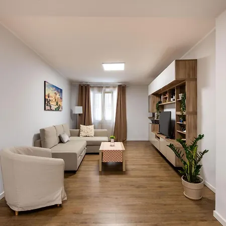 Villareale Flat - Center Free Parking Apartment