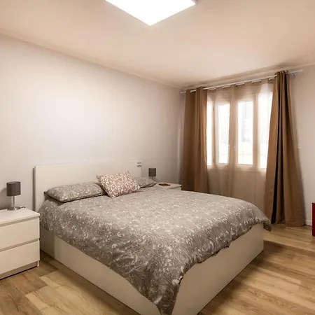 Villareale Flat - Center Free Parking Apartment *